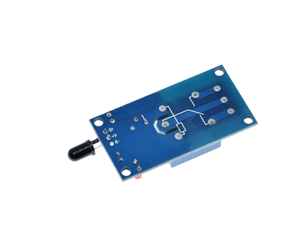 Sensor de llama con detector infrarrojo y módulo relé RLFLAMA